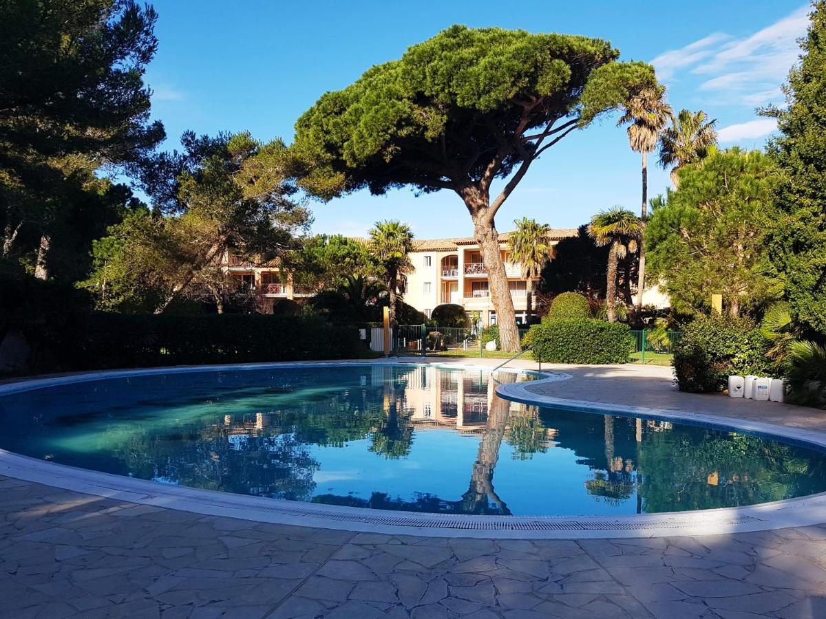 Le Studio De Giens Hyères Exteriör bild