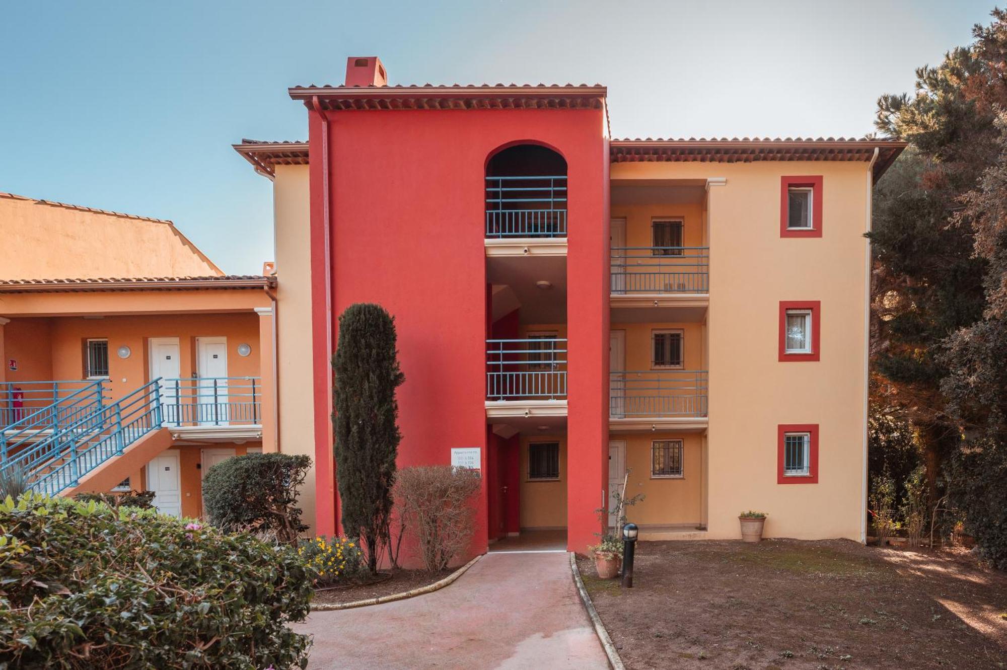 Le Studio De Giens Hyères Exteriör bild