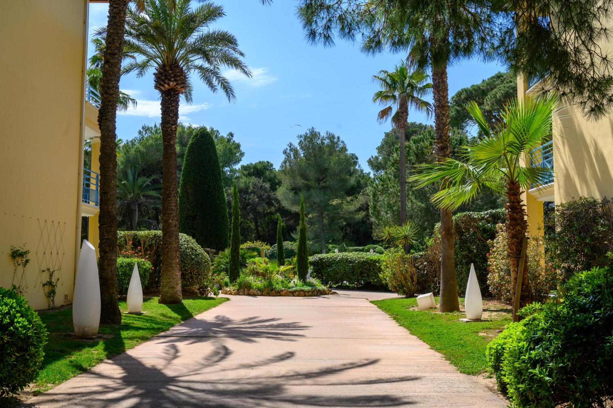 Le Studio De Giens Hyères Exteriör bild